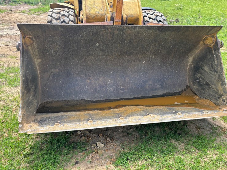 caterpillar-928g-image-81