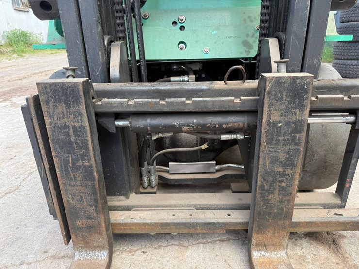 #1364-•-misubishi-fgc25n-forklift-image-17