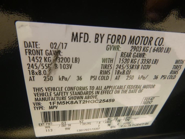 2017-ford-explorer-image-16