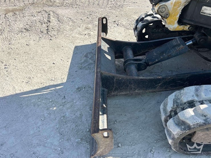 yanmar-vi035-6a-mini-excavator-image-16