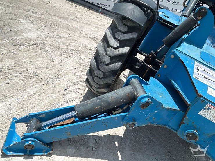 2019-genie-gth1056-image-24