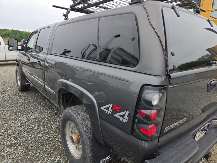 2002-gmc-1500hd-image-79
