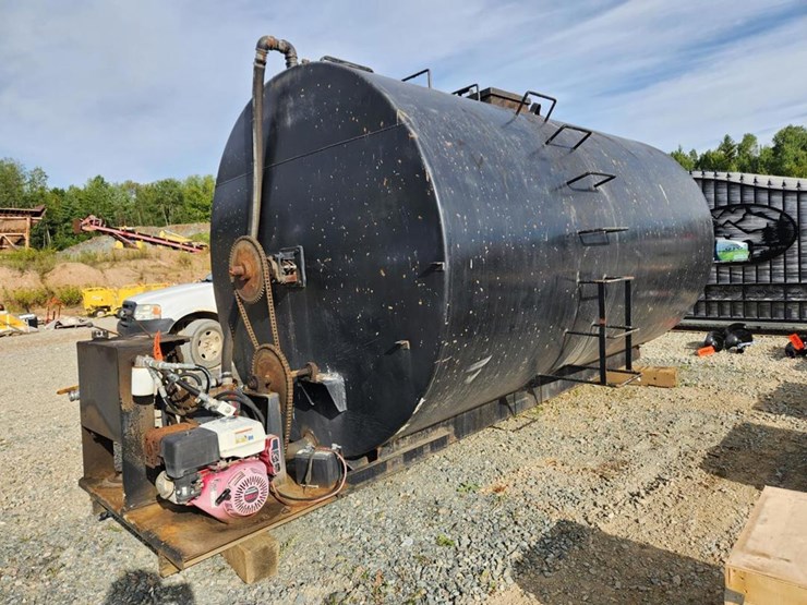 #5073-•-4400-gallon-seal-coat-tank-image-1