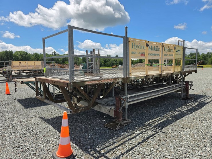 #5045-•-hydro-mobile-hm2-mast-climbing-work-platform-scaffold-image-1