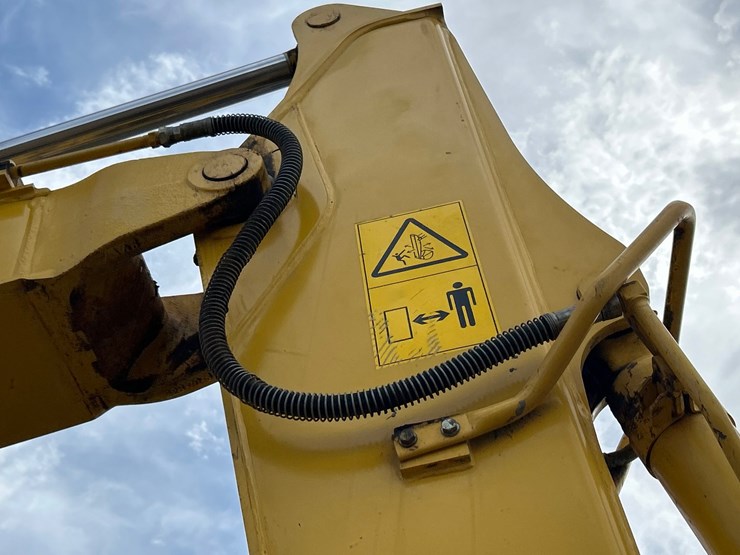 komatsu-pc130-11-image-22