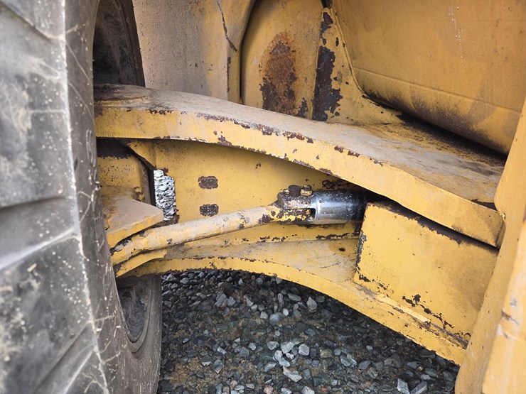 #60845-•-hyster-275-forklift-image-30
