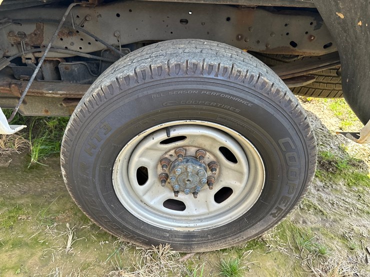 2011-ford-f250-image-35