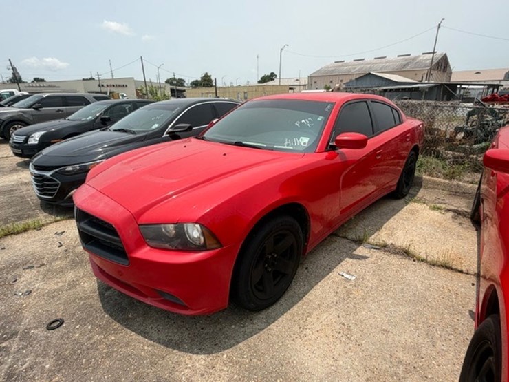 #62-•-2014-dodge-charger-image-1
