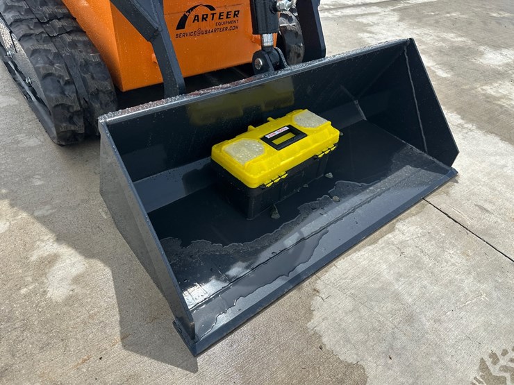 #5042-•-arteer-qb-480-mini-skid-steer-image-10