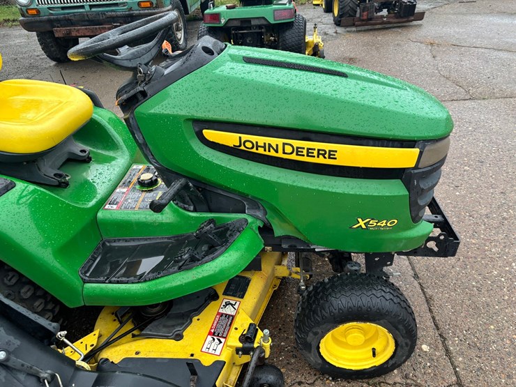 john-deere-x540-image-6