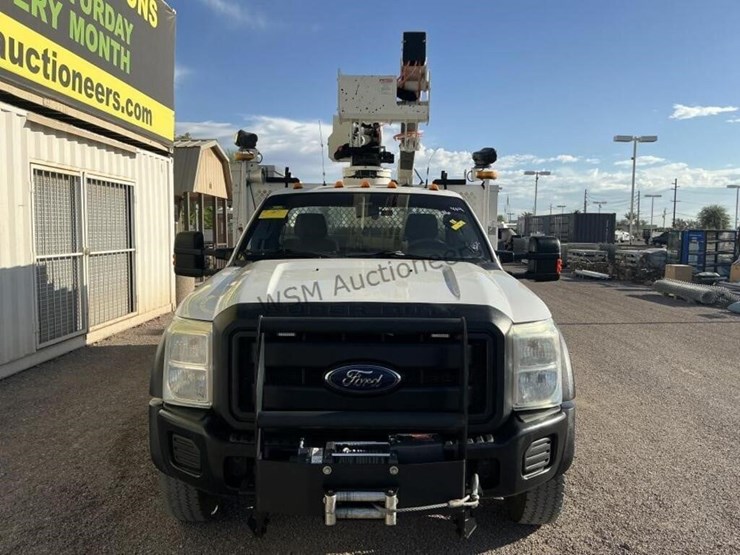 2016-ford-f550-image-3