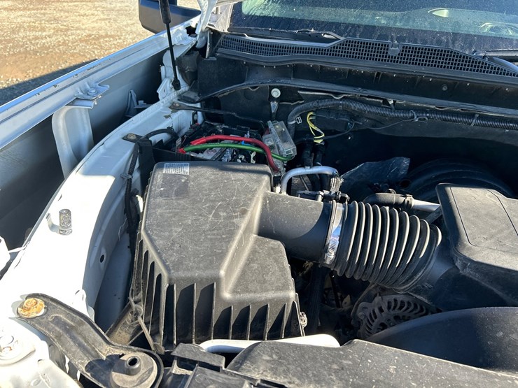 2020-chevrolet-3500-image-40