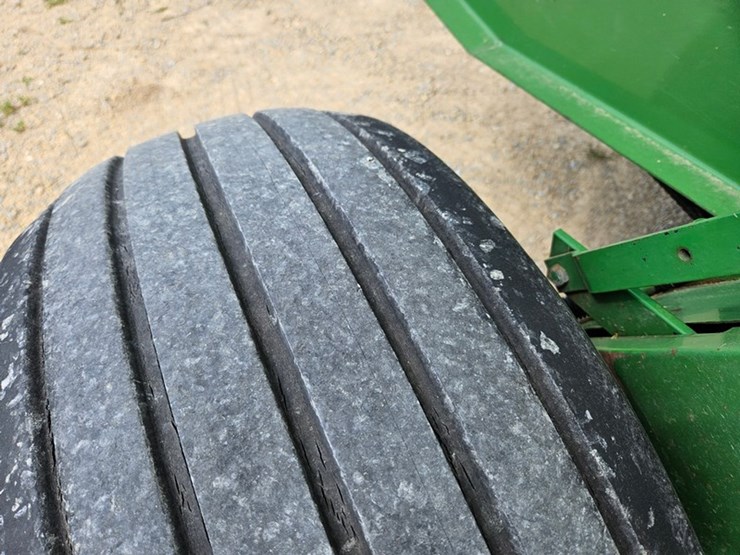john-deere-530-image-28