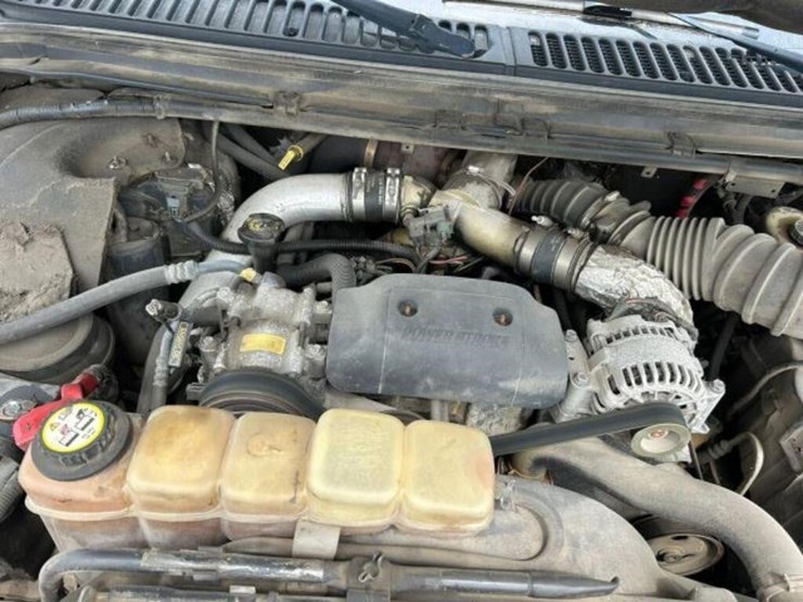 2002-ford-f550-image-26