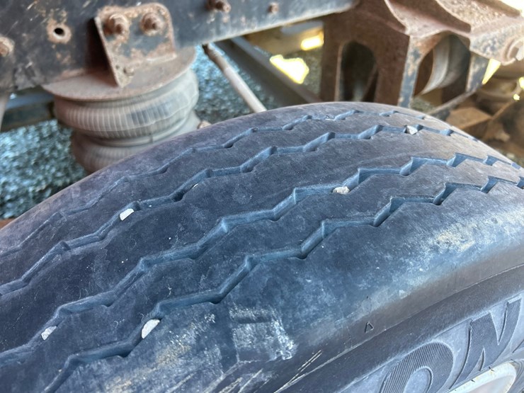 2001-mack-rd688s-image-101