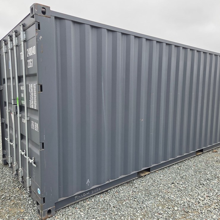 #5012 • Approx. 20' Shipping Container