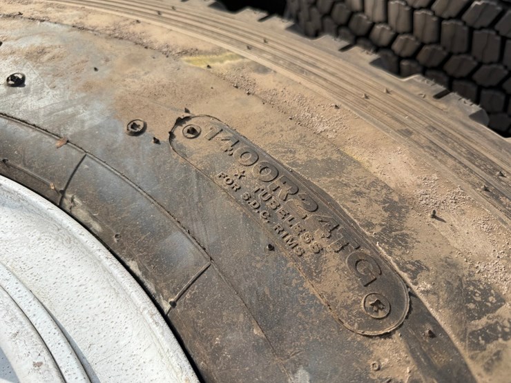 #1329-•-bridgestone-tires-with-rims-image-8
