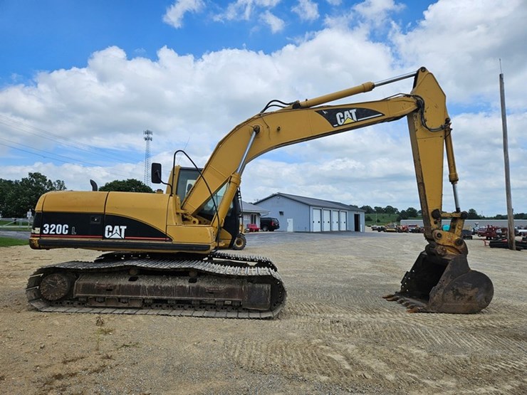 caterpillar-320c-image-7