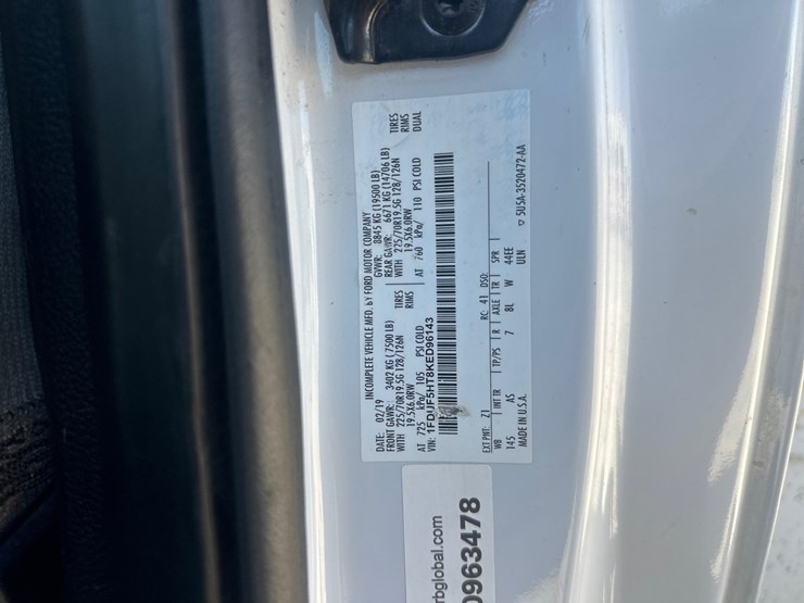2019-ford-f550-image-55