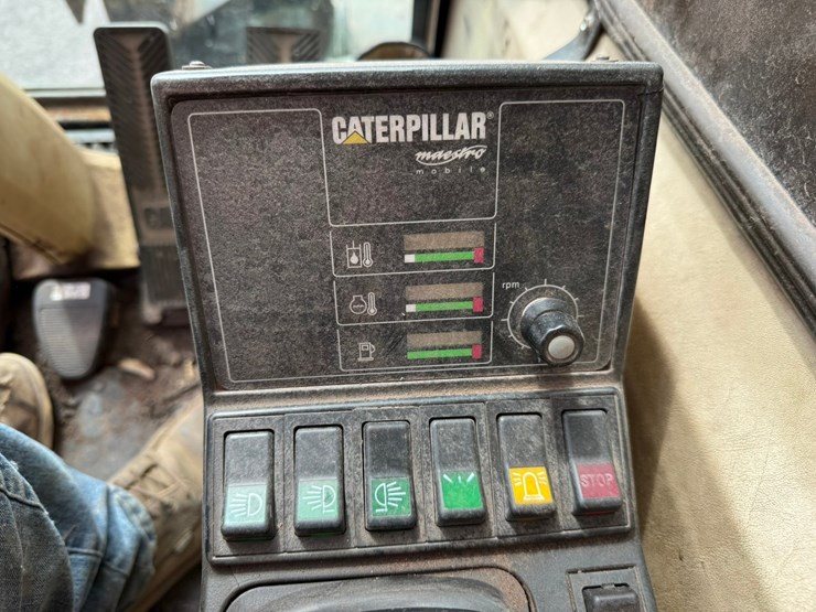caterpillar-m318-image-96