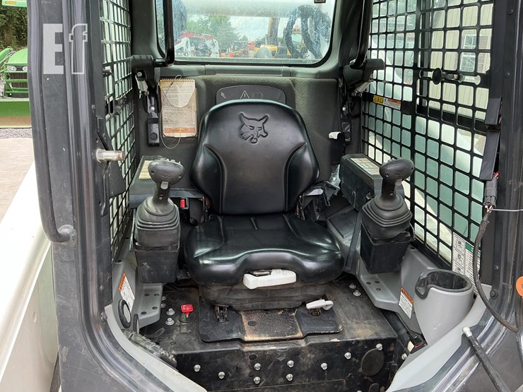2019-bobcat-t770-image-14