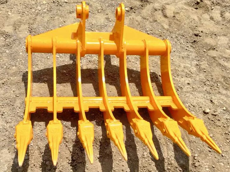 #139-•-cat305-32"-excavator-rake-with-teeth-image-1