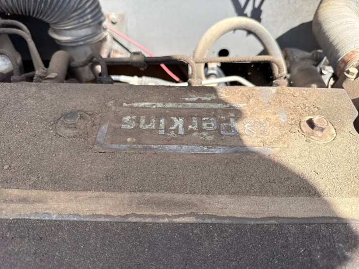 jcb-712-image-13