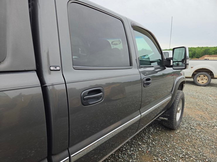 2002-gmc-1500hd-image-67