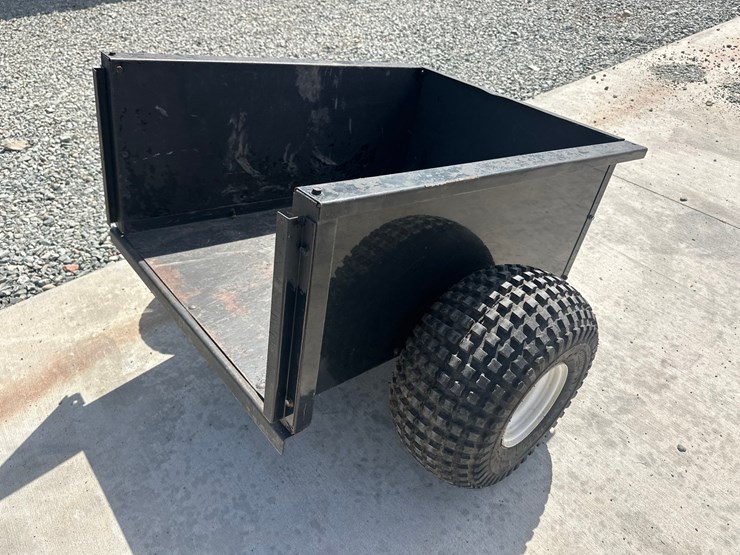 #5020-•-approx-35"x42"-trailer-image-5