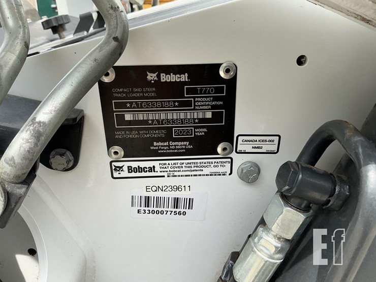 2023-bobcat-t770-image-21