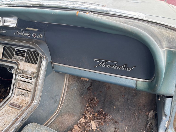 #2181-•-1964-ford-thunderbird-coupe-image-61
