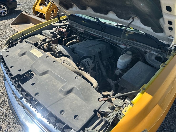 2008-chevrolet-2500-image-35