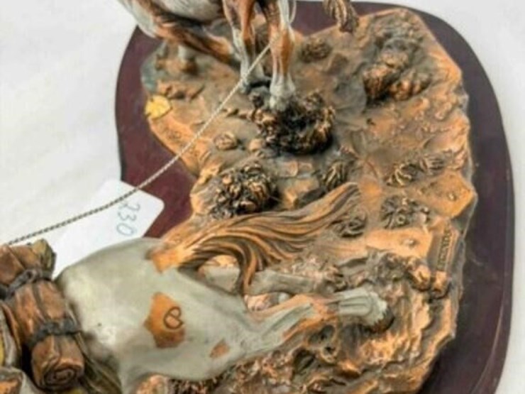 legends-sculpture-image-11