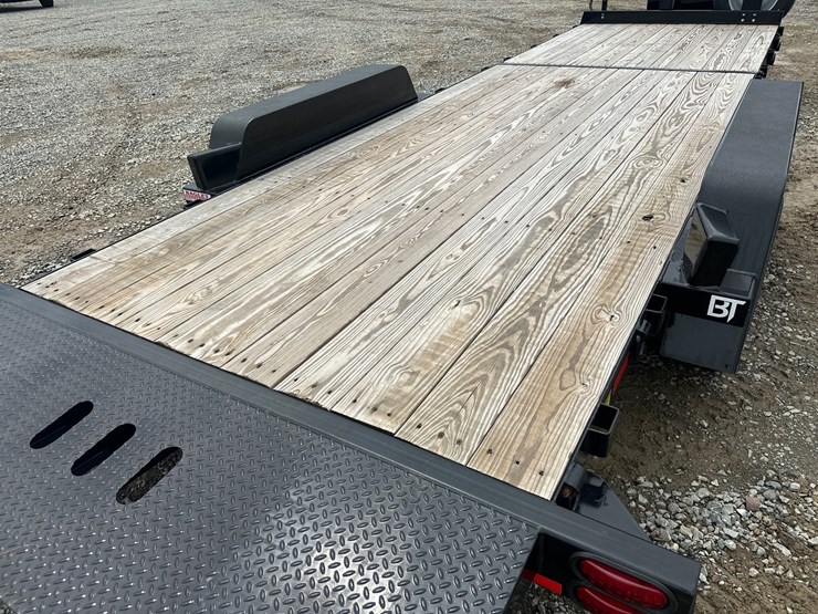#60887-•-2024-behnke-enterprises-24'-tilt-bed-trailer-image-16
