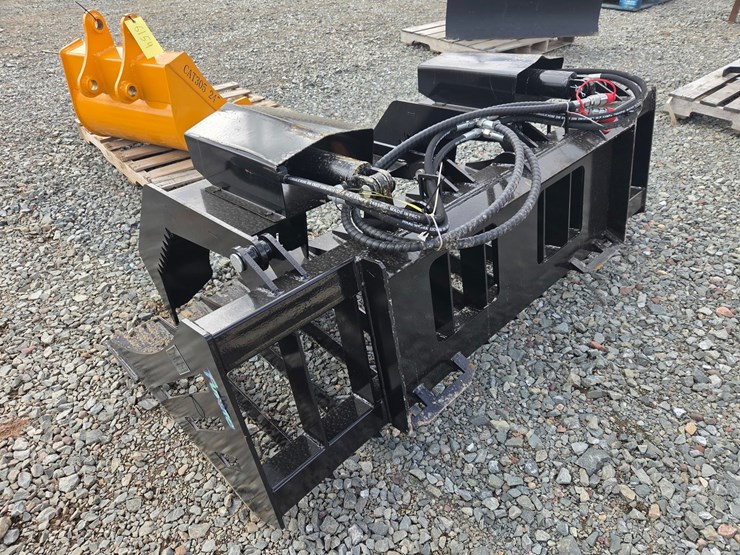 #6153-•-approx.-72"-unused-future-x-hwg72-rock-grapple-bucket-image-2