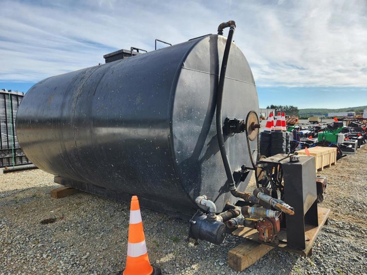 #5073-•-4400-gallon-seal-coat-tank-image-4