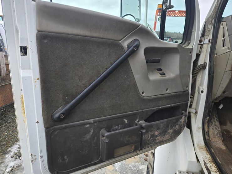 #60855-•-2002-sterling-flatbed-truck-image-54