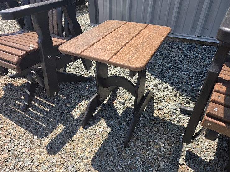 #5996-•-pair-of-outdoor-fanback-gliders-w/-table-image-6