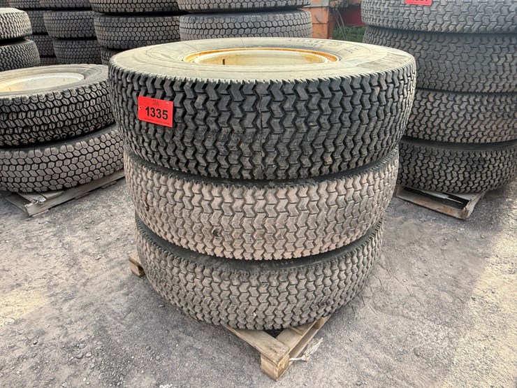 #1335-•-michelin-tires-with-rims-image-1