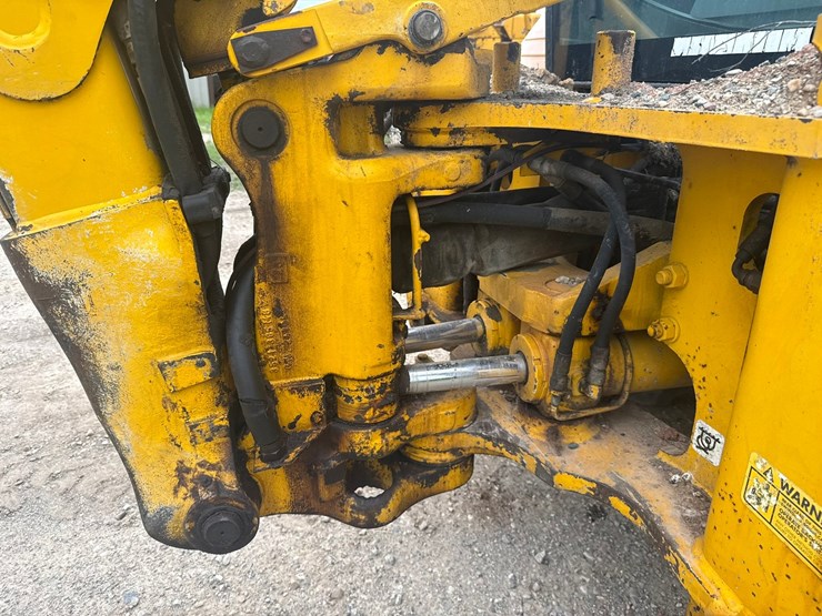 #1184-•-1997-kobelco-750-4x4-loader-backhoe-image-36