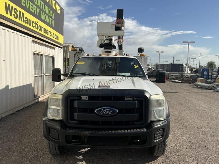 2015-ford-f550-image-3