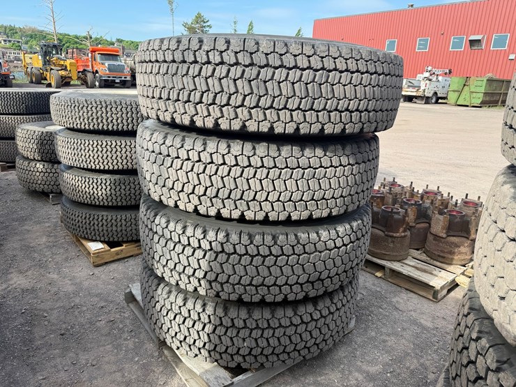 #1338-•-bridgestone-tires-with-rims-image-3