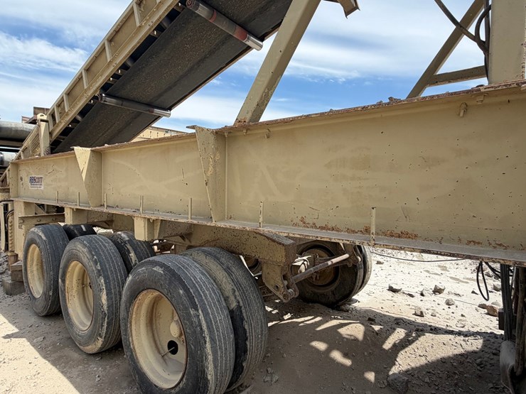 #1757-•-2005-mestco-hp4000-crusher-image-16