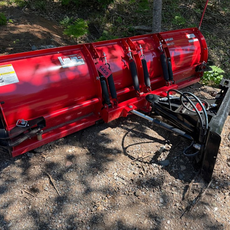 #1455 • Unused - Western 9' Pro Plus W/Quad Quick Attach Snow Plow