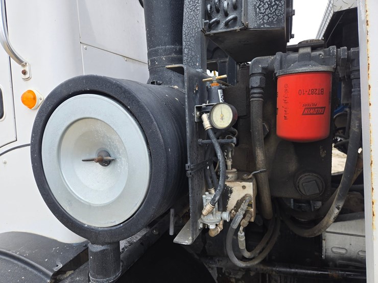 #60854-•-2006-tor-truck-corporation-61sx-pump-truck-image-61