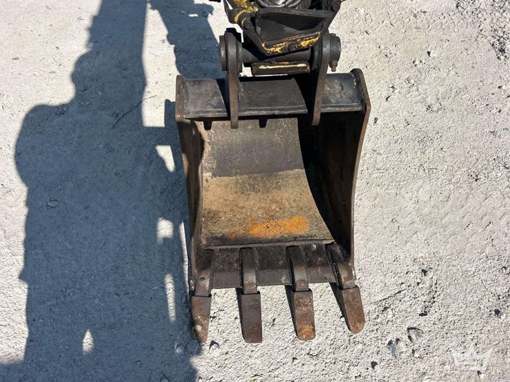 yanmar-vi035-6a-mini-excavator-image-24