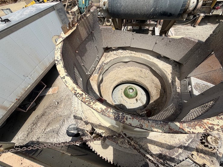 #1757-•-2005-mestco-hp4000-crusher-image-63