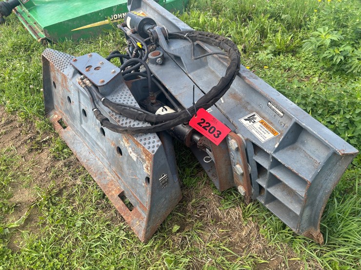 #2203-•-grousher-products-approx.-82"-skid-mounted-dozer-blade-image-2