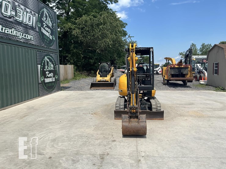 2015-jcb-8029cts-image-7