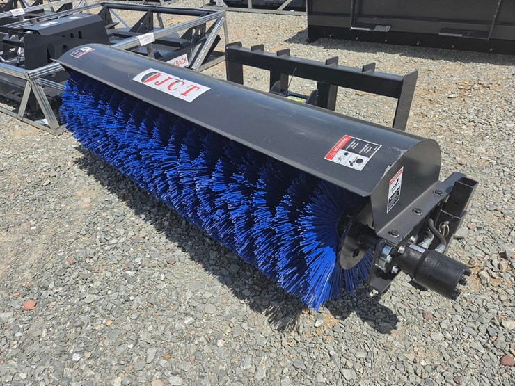 #6202-•-approx.-72"-unused-jct-skid-steer-sweeper-attachment-image-1